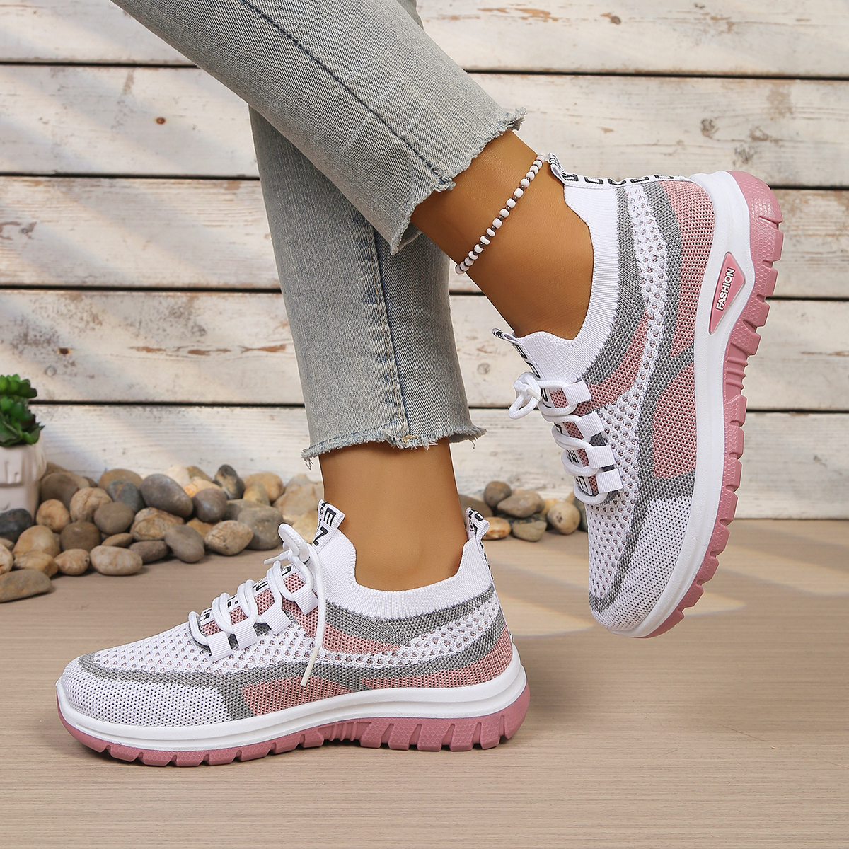 New women's vulcanized shoes,  - Guipure Lace Panel recensie en prijs