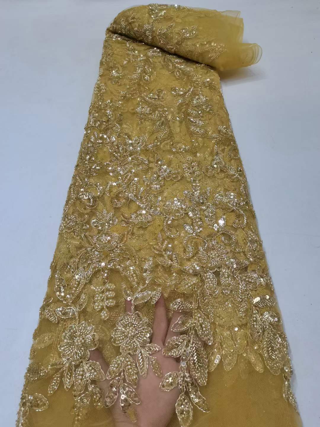 Custom Made Evening Party Gown - Crystal Mesh Fabric recensie en prijs