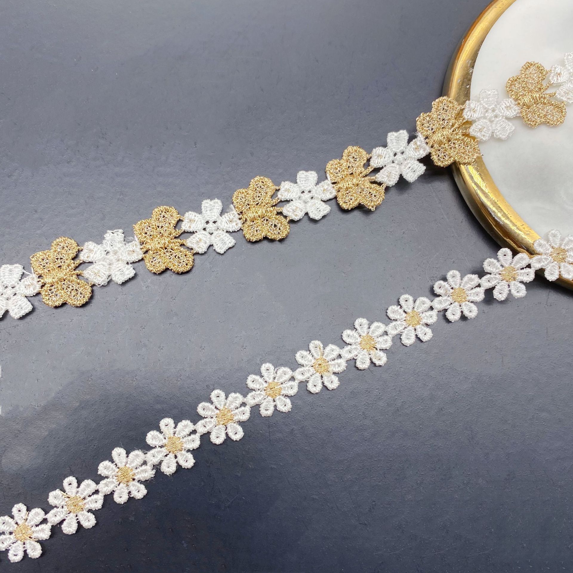 Hollow Embroidery Two-color Sm - Lace Ribbon Trim recensie en prijs