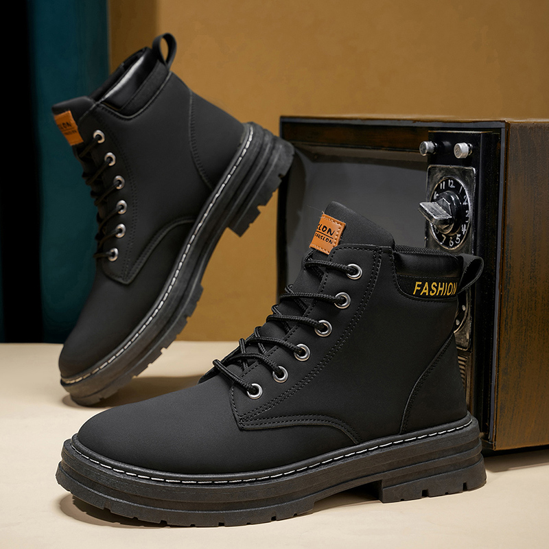 2025 Men's New Classic Mid-Cut - Guipure Lace Panel recensie en prijs