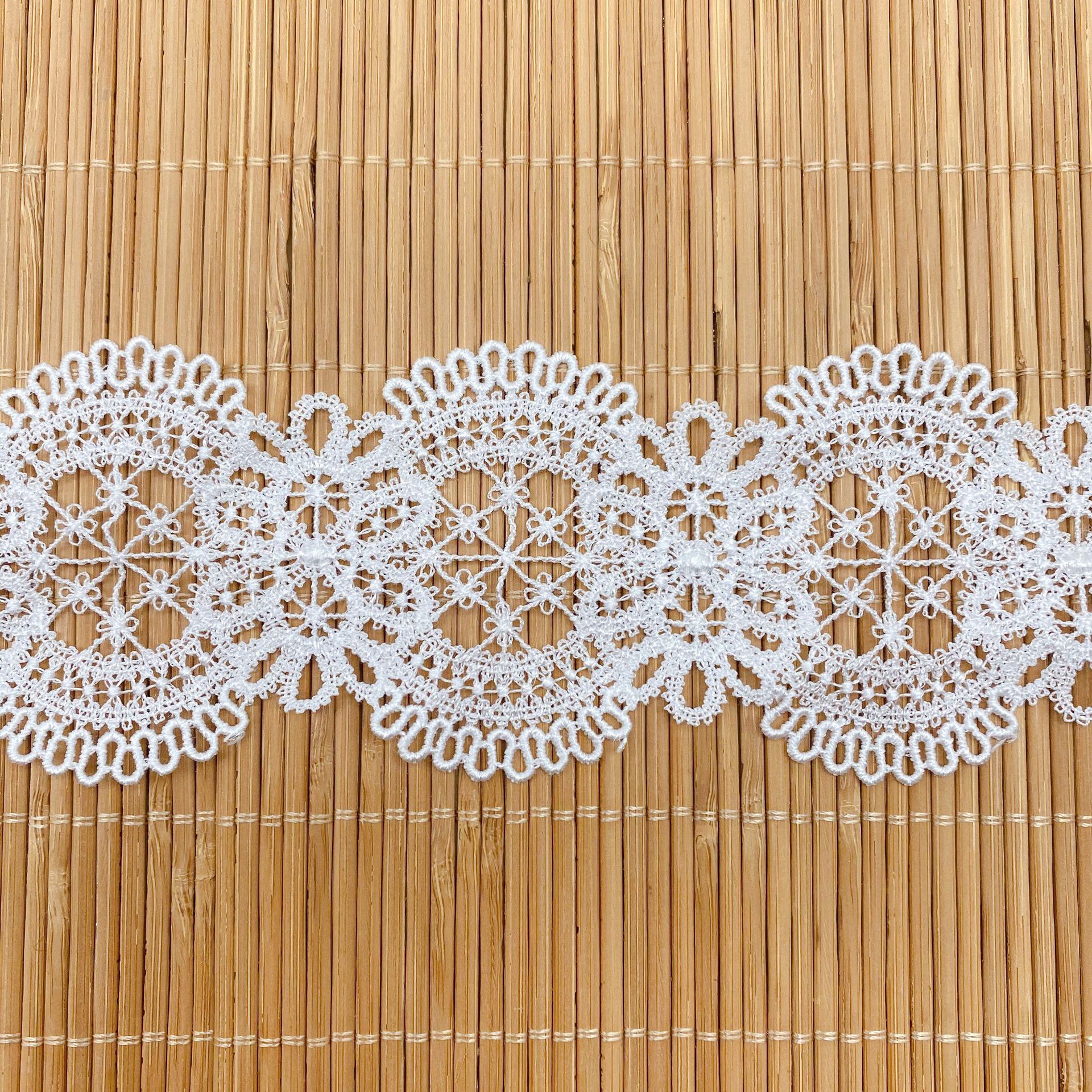 Hollow Flower Embroidered Lace - Lace Ribbon Trim recensie en prijs
